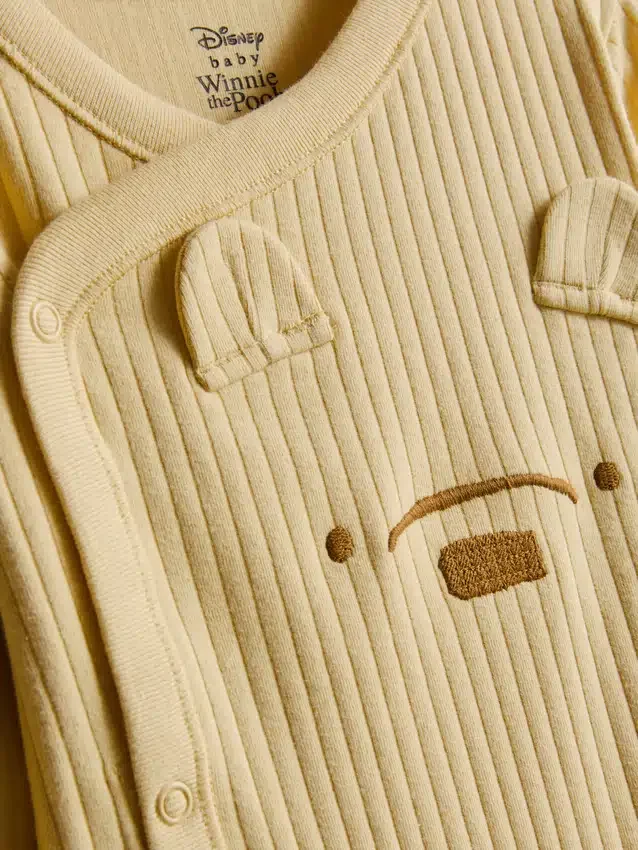 0–18 Monate | 3-teiliges «Disney’s Winnie the Pooh»-Set für Neugeborene mit Platz zum Wachsen für Bekleidung