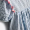0–18 Monate | Gestreiftes Seersucker-Kleid für Neugeborene