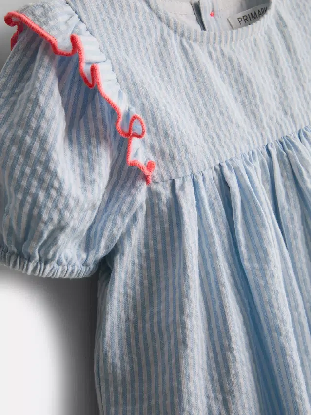 0–18 Monate | Gestreiftes Seersucker-Kleid für Neugeborene