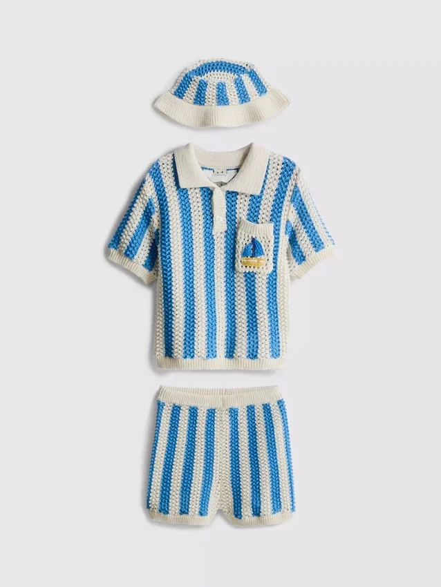 0–18 Monate | Set für Neugeborene mit gestreiftem Polohemd, Shorts und Mütze