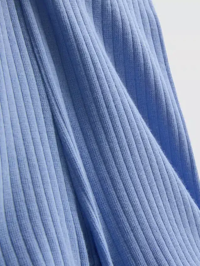 0–36 Monate | Set aus ärmellosem Oberteil mit Ösen und Shorts
