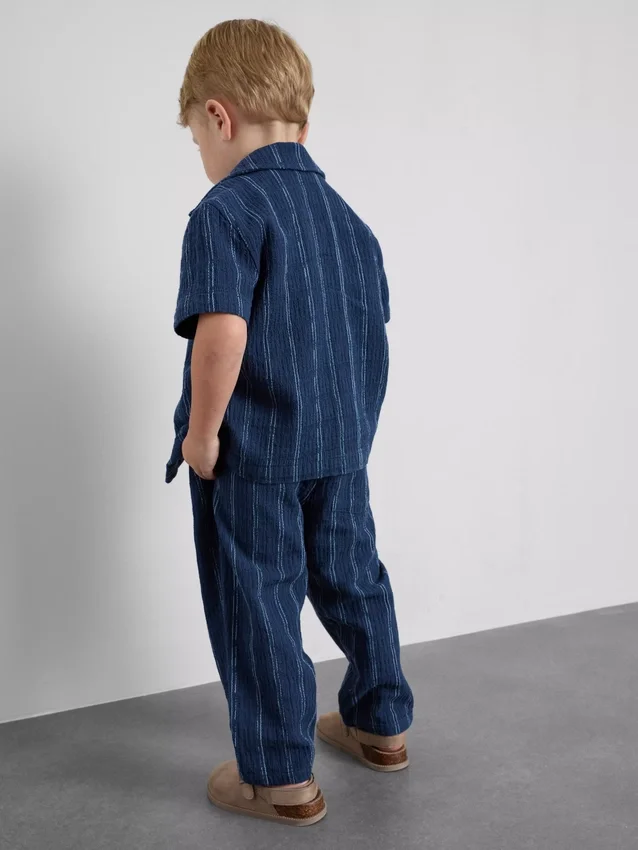 1,5–12 Jahre | «The Edit»-Set aus gestreiftem Baumwollhemd und Hose