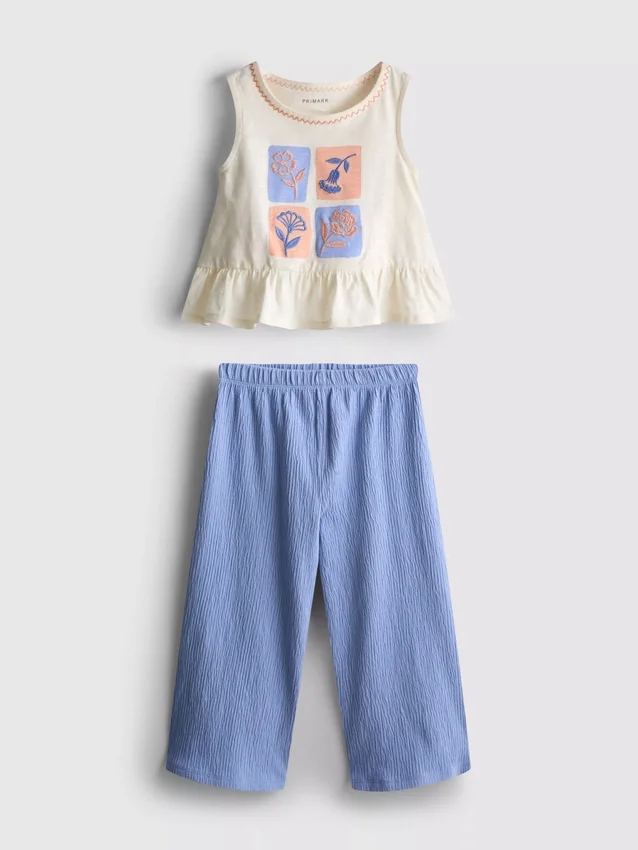 1,5–8 Jahre | Besticktes Set aus Oberteil mit Schößchen und Hose