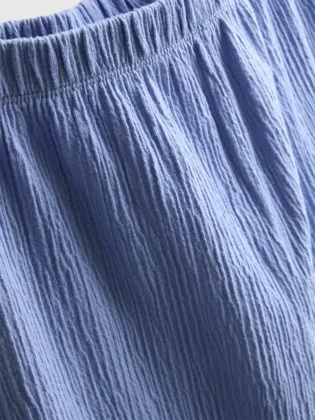 1,5–8 Jahre | Besticktes Set aus Oberteil mit Schößchen und Hose