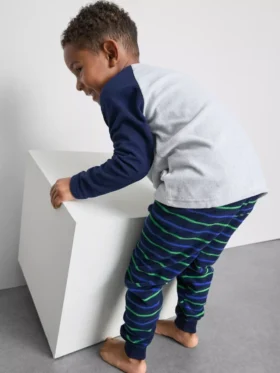 1,5–8 Jahre | Fleece-Schlafanzug mit Dinosaurier-Motiv