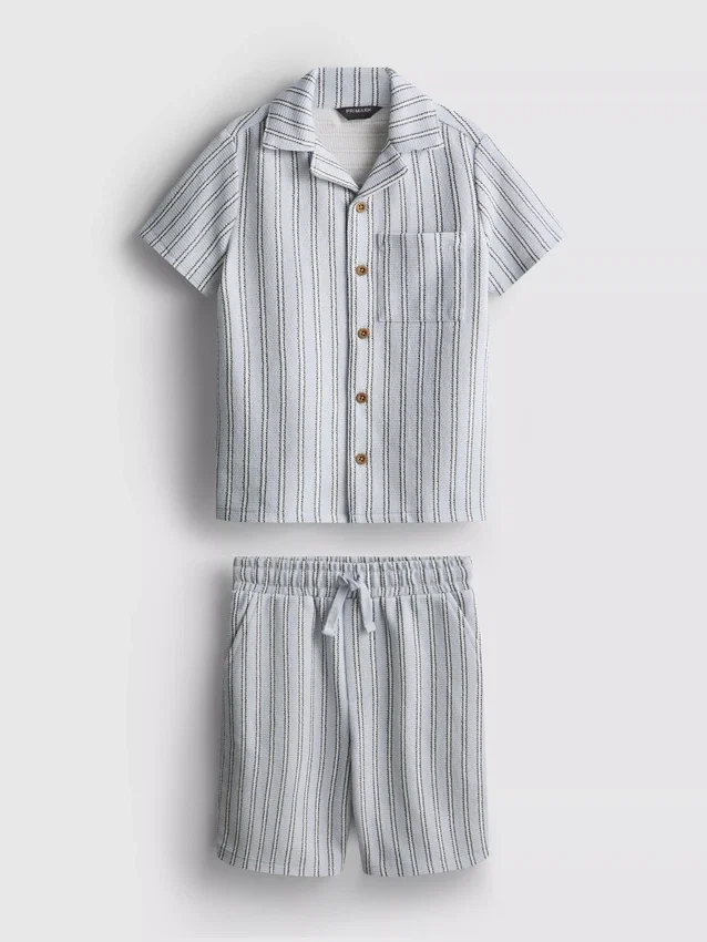 1,5–8 Jahre | Set aus gestreiftem Strickhemd und Shorts