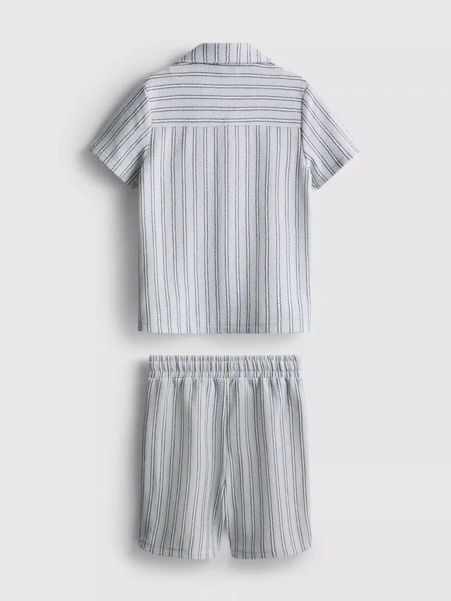 1,5–8 Jahre | Set aus gestreiftem Strickhemd und Shorts