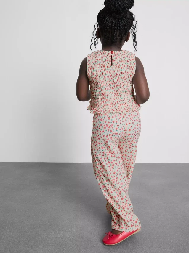 1,5–8 Jahre | Set aus ärmelloser Bluse und Hose
