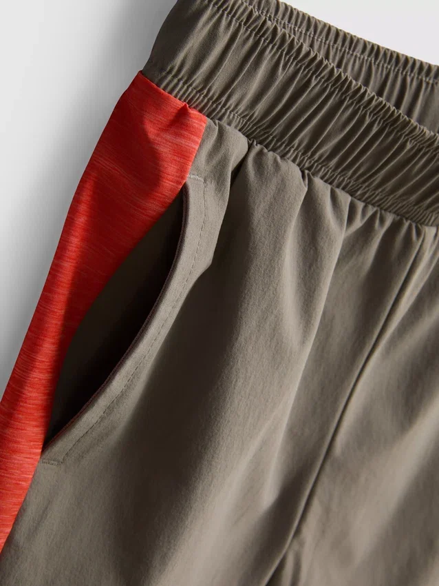 1,5–9 Jahre | Aktives Set aus Trainingsjacke und Shorts