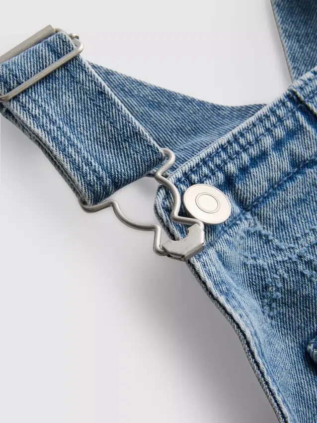 1,5–9 Jahre | Denim-Latzhose mit Schleife