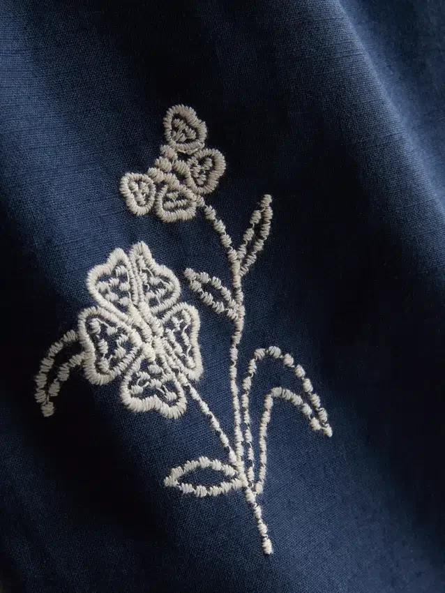 1,5–9 Jahre | Hose mit Blumenstickerei