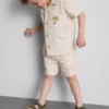 1,5–9 Jahre | Set aus besticktem Hemd und Shorts