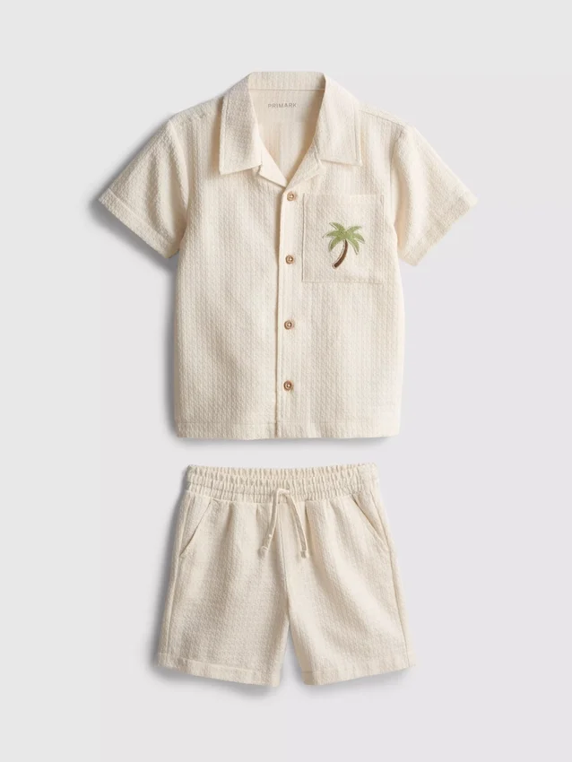 1,5–9 Jahre | Set aus besticktem Hemd und Shorts