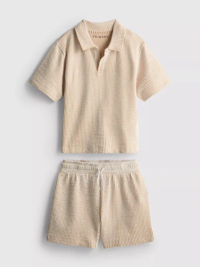 1,5–9 Jahre | Set aus gestreiftem Hemd und Shorts