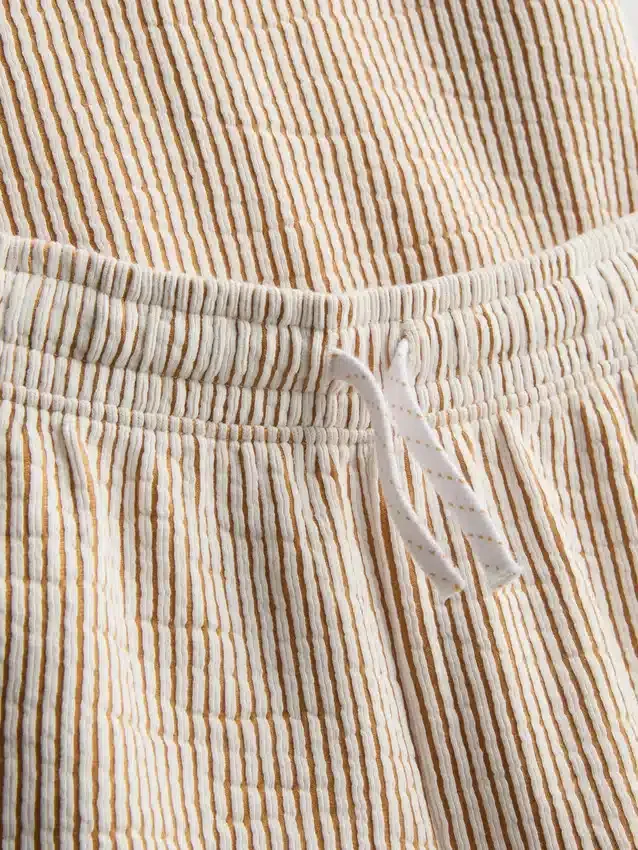 1,5–9 Jahre | Set aus gestreiftem Hemd und Shorts