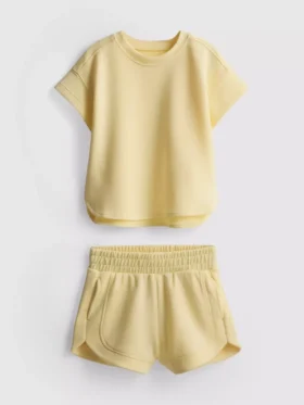 1,5–9 Jahre | Set aus T-Shirt und Läufershorts