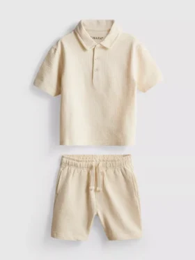 1–9 Jahre | Set aus strukturiertem Polohemd und Shorts