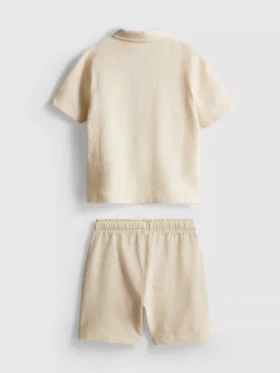 1–9 Jahre | Set aus strukturiertem Polohemd und Shorts