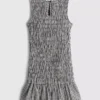 7–15 Jahre | gerafftes, ärmelloses Kleid mit Gingham-Muster