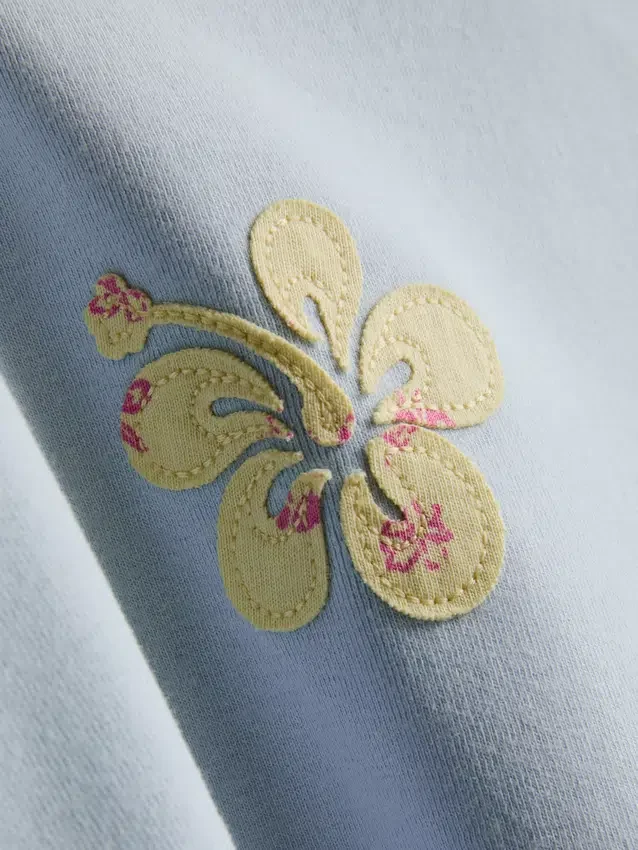 7–15 Jahre | T-Shirt mit Applikation