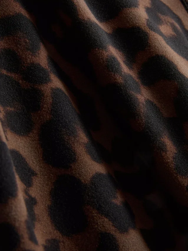 Aktiv-Leggings mit hohem Bund im Leopardenmuster