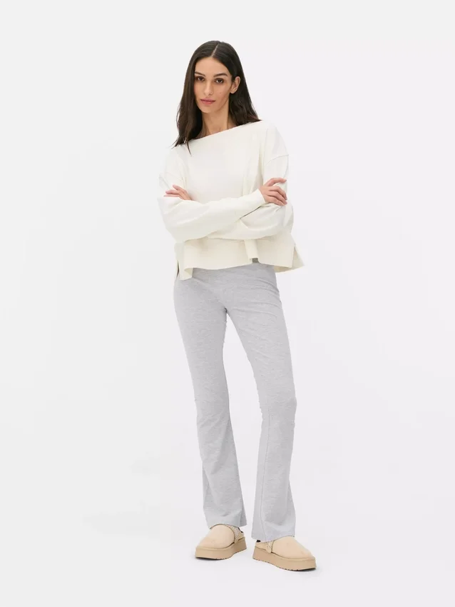 Aktiv-Leggings mit hoher Taille und ausgestelltem Bein