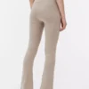 Aktiv-Leggings mit hoher Taille und ausgestelltem Bein