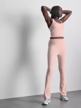 Aktiv-Leggings mit hoher Taille und ausgestelltem Schnitt