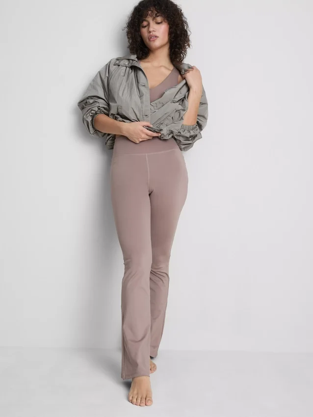 Aktiv-Leggings mit hoher Taille und ausgestelltem Schnitt