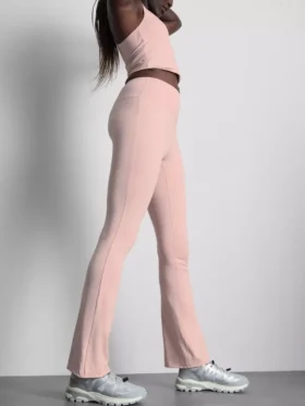 Aktiv-Leggings mit hoher Taille und ausgestelltem Schnitt