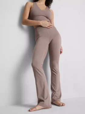 Aktiv-Leggings mit hoher Taille und ausgestelltem Schnitt