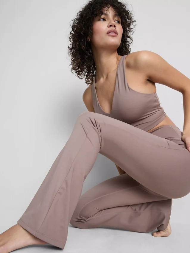 Aktiv-Leggings mit hoher Taille und ausgestelltem Schnitt