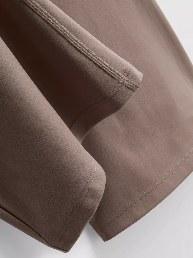 Aktiv-Leggings mit hoher Taille und ausgestelltem Schnitt