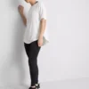 Aktiv-T-Shirt mit abgerundetem Saum