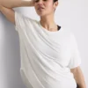 Aktiv-T-Shirt mit abgerundetem Saum