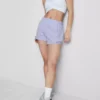 Aktivshorts mit Mesh-Einsatz