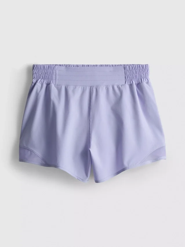 Aktivshorts mit Mesh-Einsatz