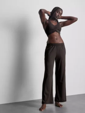 Athleisure-Hose mit weitem Bein