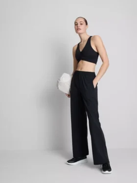 Athleisure-Hose mit weitem Bein