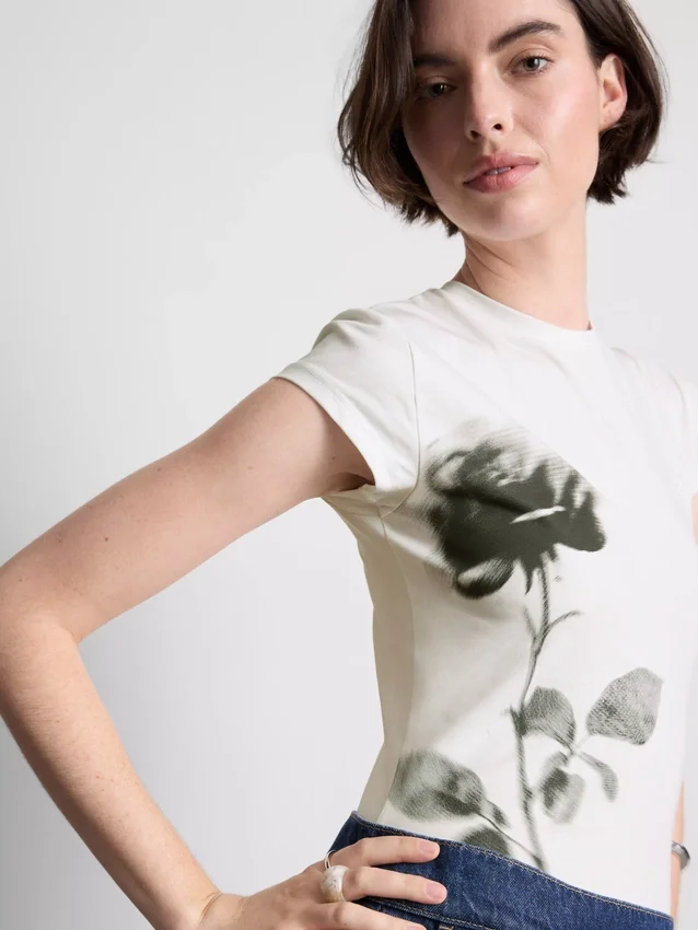 Baby-T-Shirt aus Baumwolle mit Blumendruck
