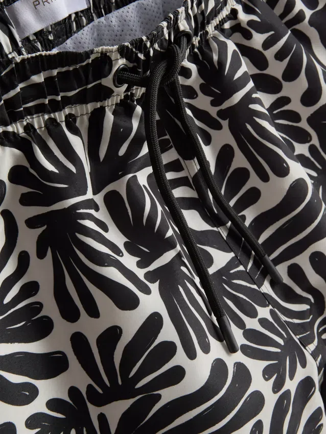 Badeshorts mit abstraktem Print