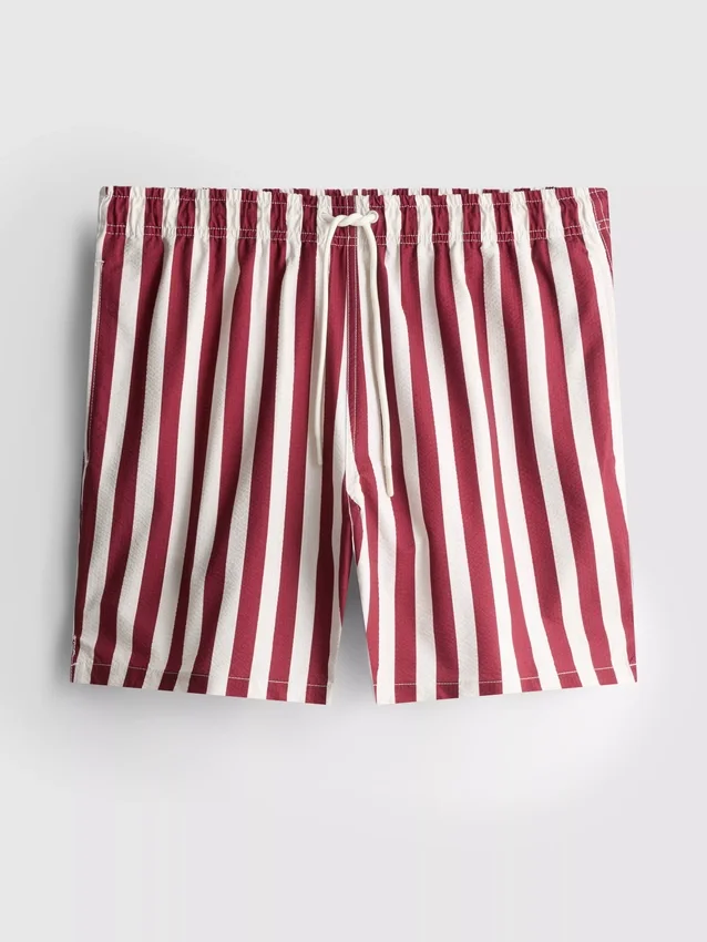 Badeshorts mit Liegestuhl-Streifenmuster