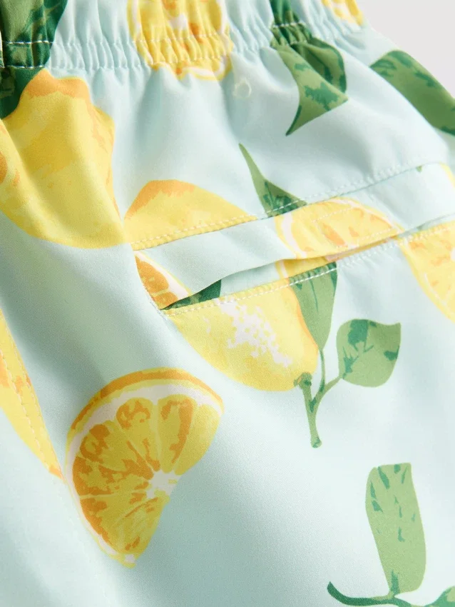 Badeshorts mit Zitronenprint