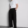 Baggy-Chinos mit mittlerer Leibhöhe