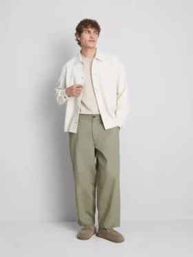 Baggy-Chinos mit mittlerer Leibhöhe