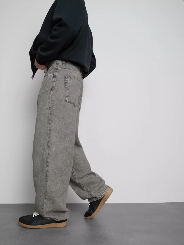 Baggy-Jeans mit mittlerer Leibhöhe