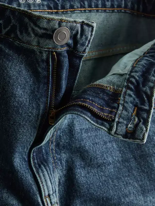 Baggy-Jeans mit mittlerer Leibhöhe