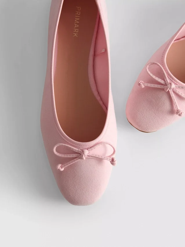 Ballerinas mit Schleife vorne