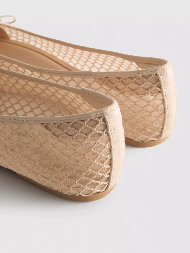 Ballettschuhe aus Mesh mit eckiger Zehenpartie