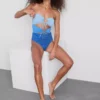 Bandeau-Badeanzug mit Cut-outs
